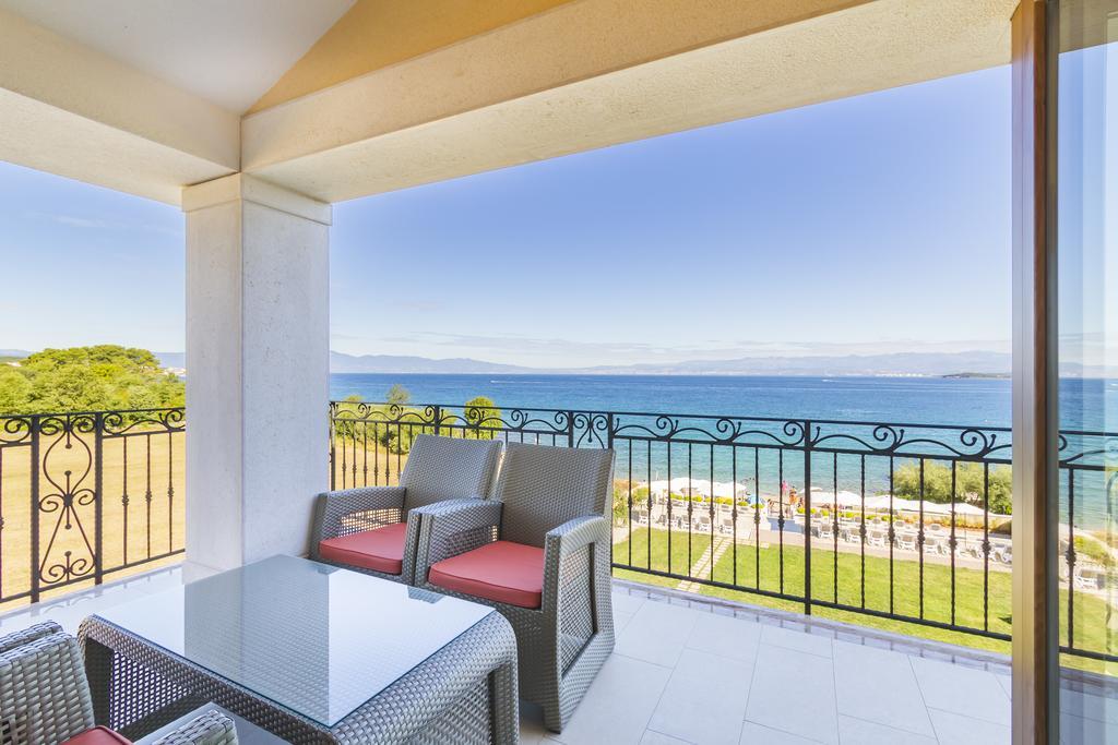 Luxury Apartments Villa Matea Malinska Exterior photo